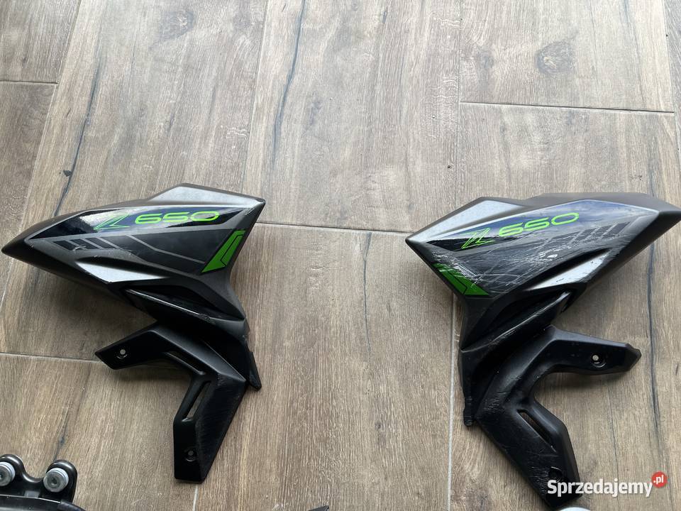 Kawasaki z650 zbiornik czasza boczek boczki Bochnia