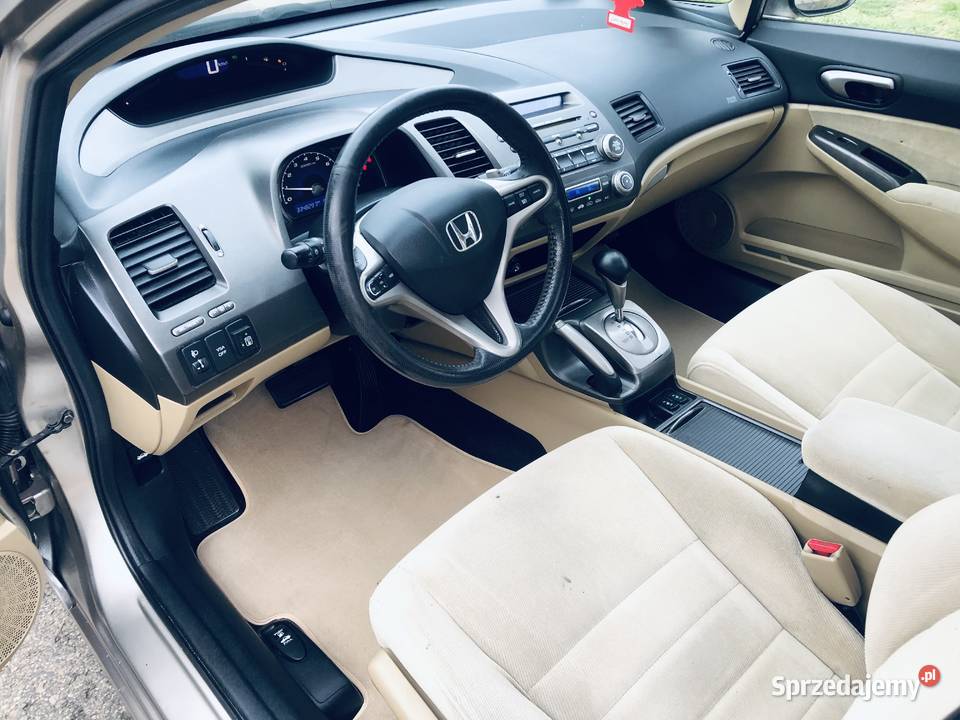Honda Civic VIII 18 iVTEC 140 LPG AUTOMATIC Przeworsk