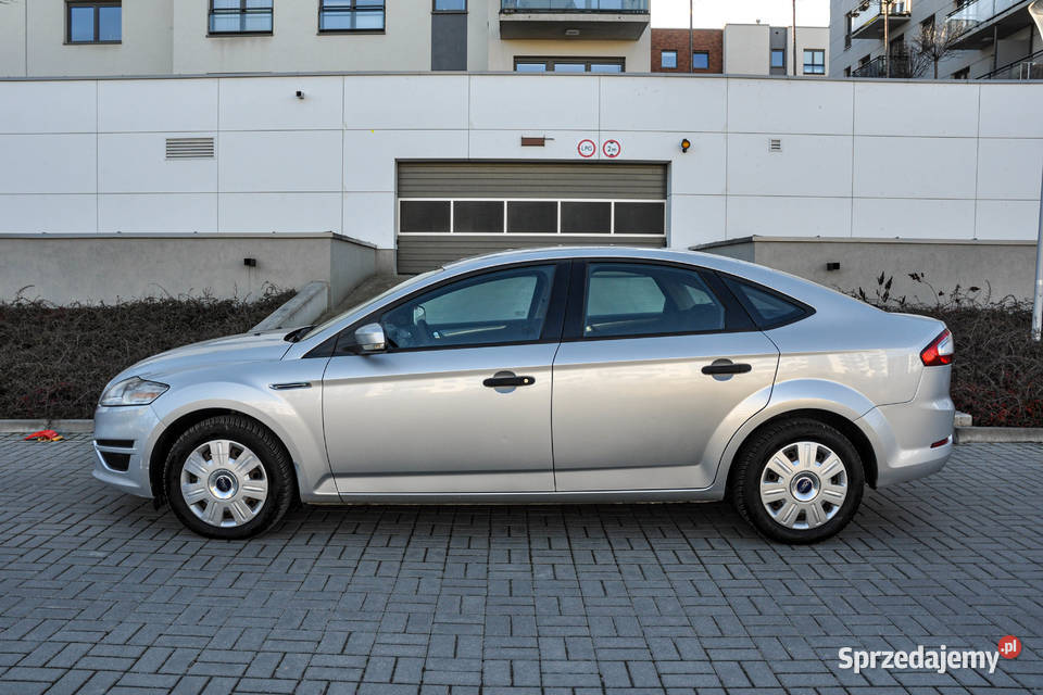 Ford Mondeo 20TDCI Salon Bezwypadkowy 2013 r nieuszkodzony