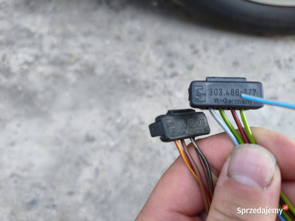 Kostka zasilania radia Becker Mercedes W124 w202 lubelskie Chełm