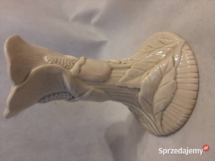 Świecznik porcelanowy w kolorze kremowym łąka 3D Porcelana i szkło Inowrocław