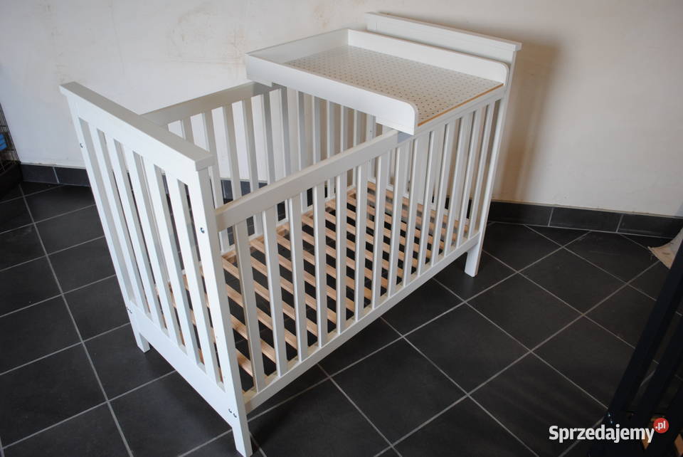 Łóżeczko dziecięce granatowe przewijak 120x60 Błonie