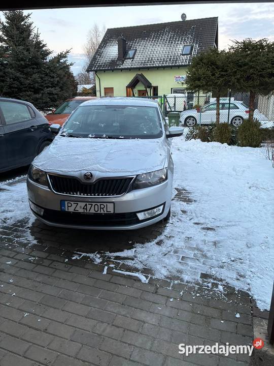 Skoda Rapid Ambition 16TDI 105 Salon nieuszkodzony Robakowo
