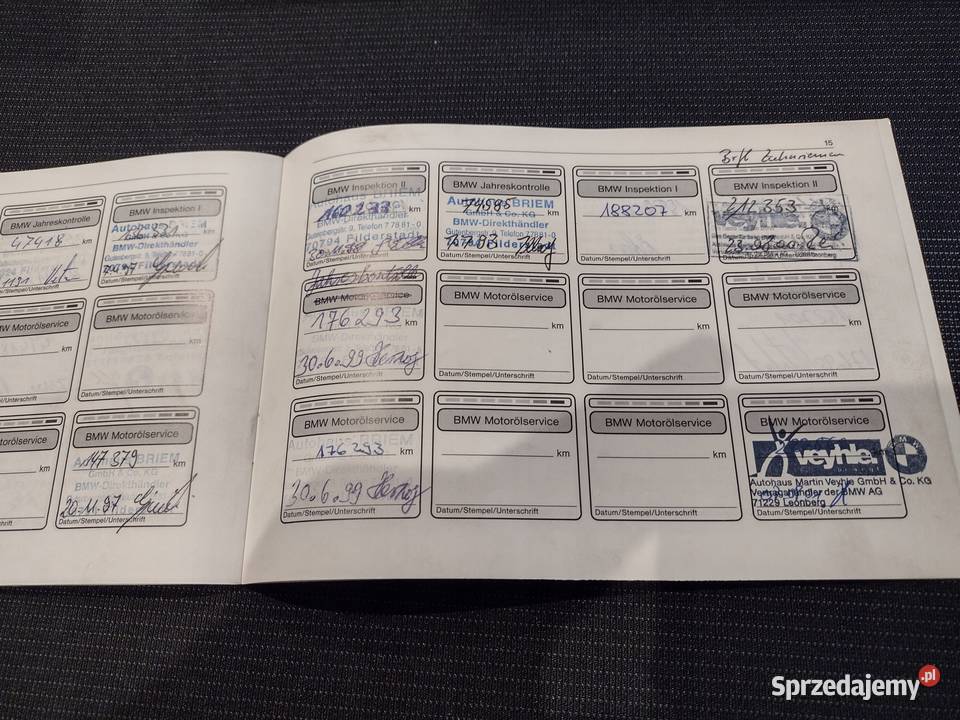 BMW 520 E34 1988 Książka Gwarancyjna Serwisowa motoryzacja, transport Poradniki, albumy i reportaże Łódź