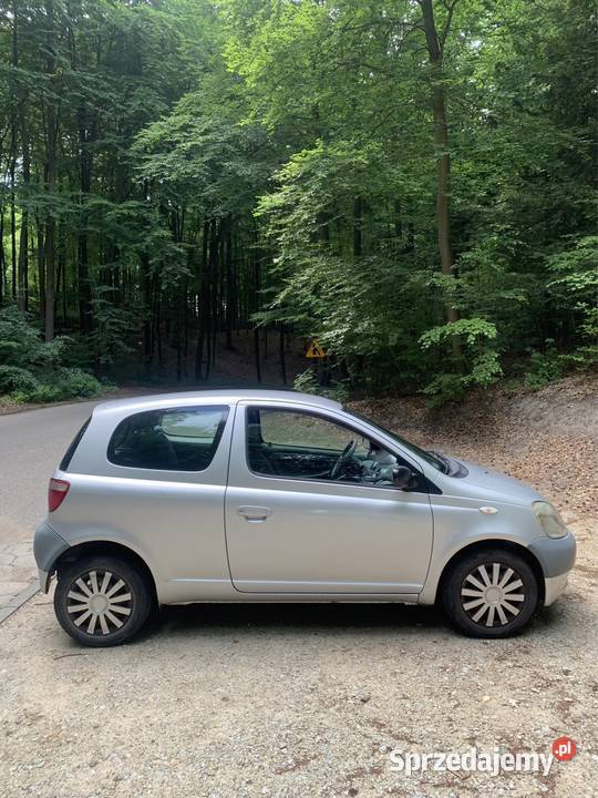 Toyota Yaris 10 2003
