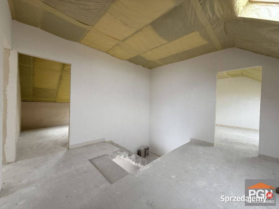 Dom wolnostojący 200m2 Płoty mieszkalny