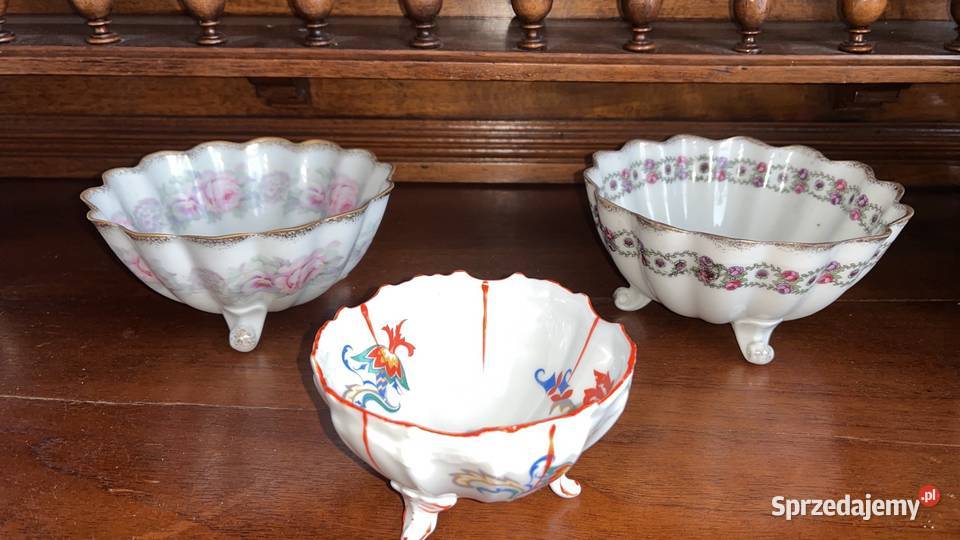 Patera na 3 nóżkach Bez sygnatury Porcelana i szkło pomorskie
