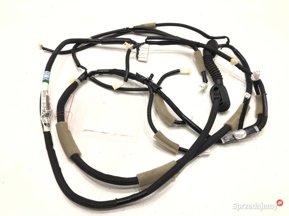 WIĄZKA KLAPY HONDA JAZZ IV 32109TARG110 13 102 osobowe