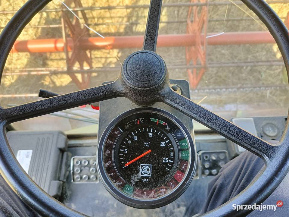 Kombajn zbożowy Claas dominator 76 silnik