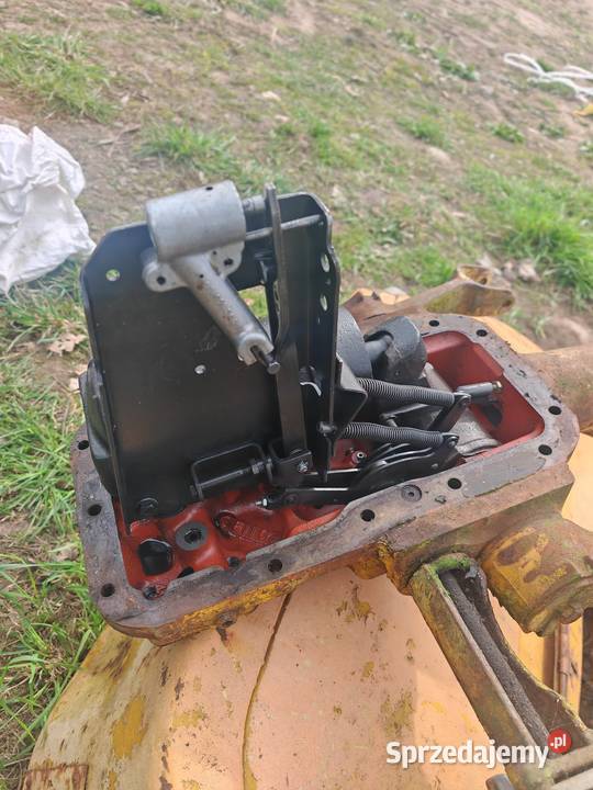 Podnośnik MF3 MF4 3165r 135 165 235 255 Lubieszyn