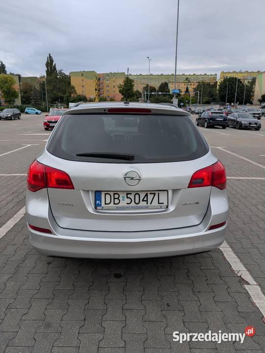 Opel Astra J 2011 13 CDTI Wałbrzych sprzedam