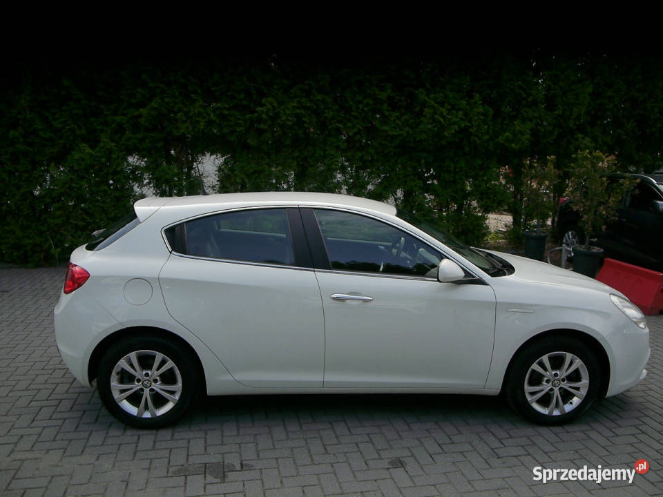 Alfa Romeo Giulietta 14b 120 ledy Stan b Częstochowa sprzedam