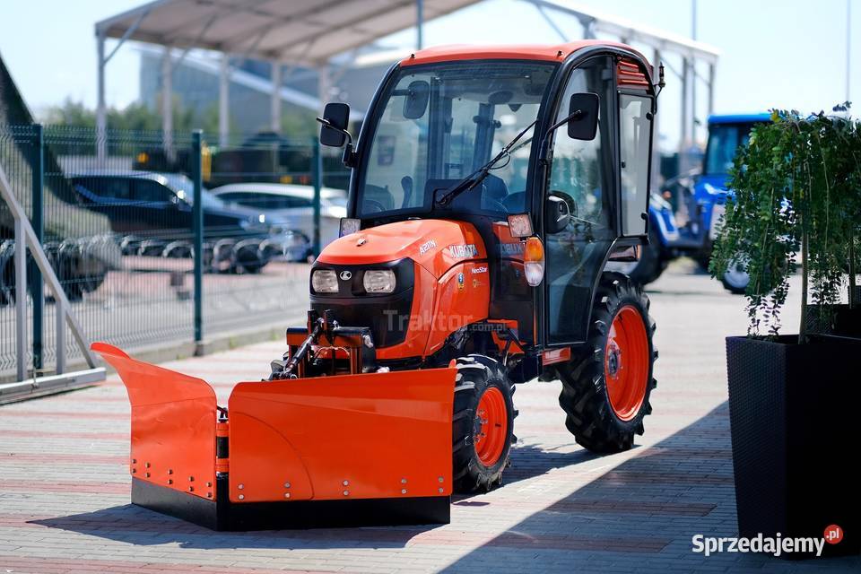 Kubota A211N 4x4 21 CAB pług do śniegu Napęd 4x4 Tajęcina