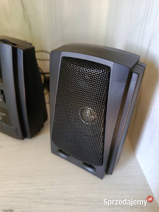 Przenośne radio z głośnikami Humniska