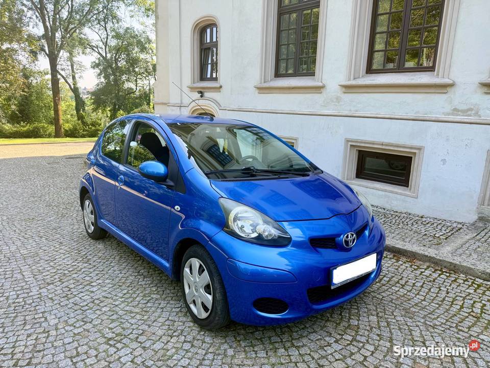 Toyota AYGO 10 Benzyna 2011 95 Klimatyzacja podkarpackie Jasło sprzedam
