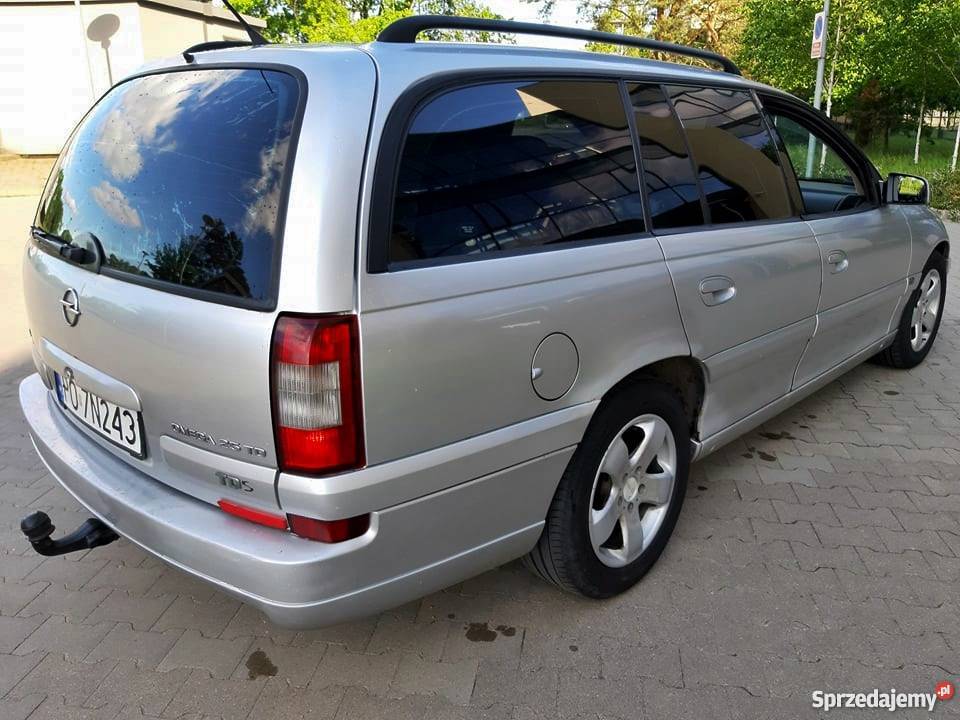 Opel Omega 25 td nie tds HAK Niemiecki krążownik Poznań