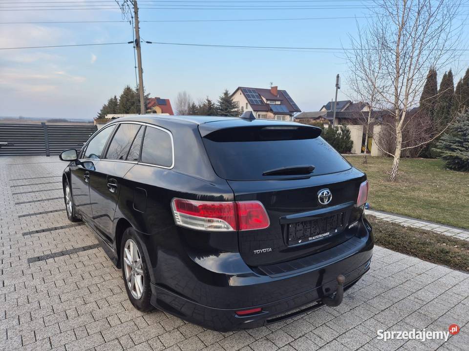 Toyota Avensis NawigacjaClimatronic Kamera isofix Avensis Opole Lubelskie sprzedam
