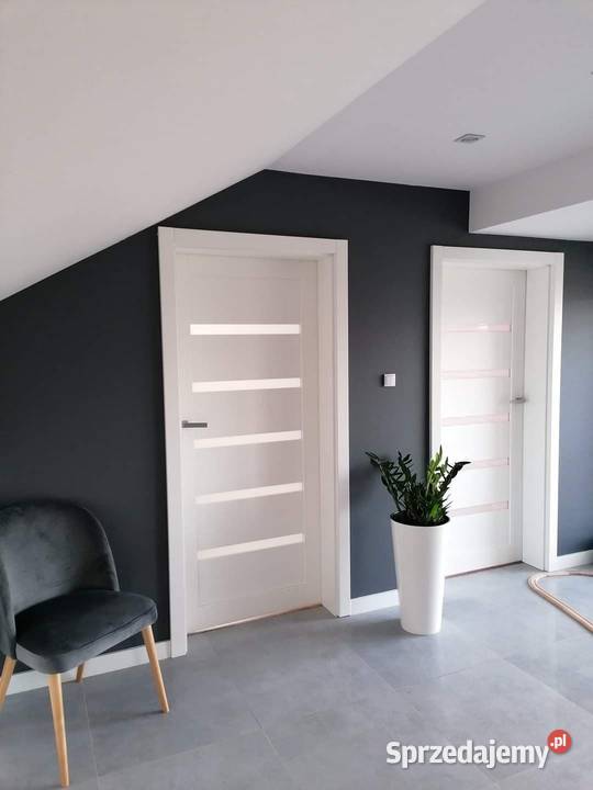 OBUDOWA KAMUFLAŻ STARYCH FUTRYN BEZ WYRYWANIA Drewno