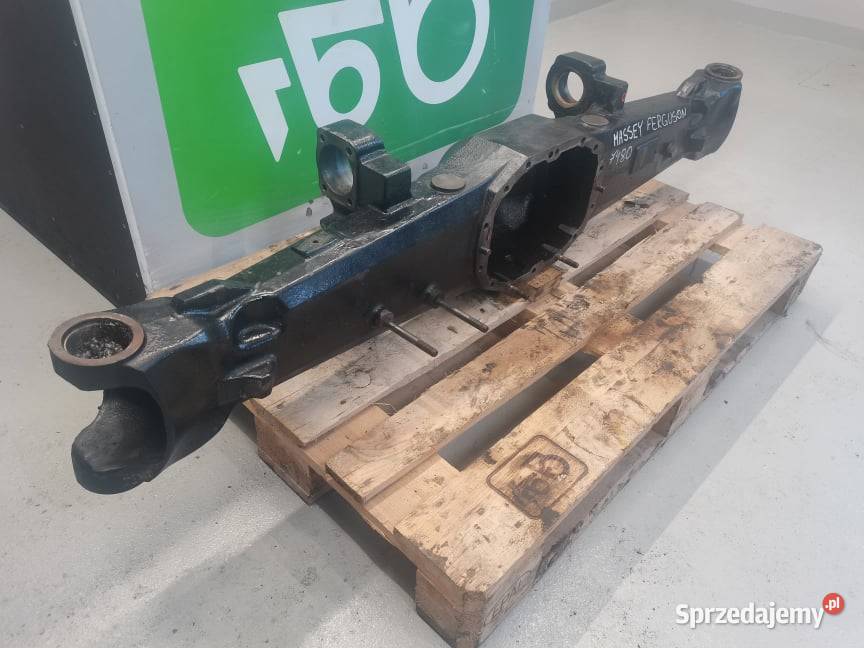 Obudowa półosi przedniej Massey Ferguson 7480 wielkopolskie Wilkowo sprzedam