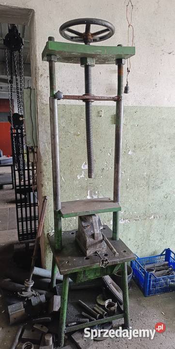 Ręczna prasa śrubowa warsztatowa Kielce