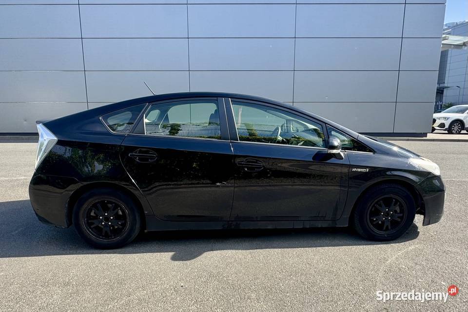 Toyota Prius Hybrid 18 JBL HUD Kamera 2 kluczyki Gdańsk