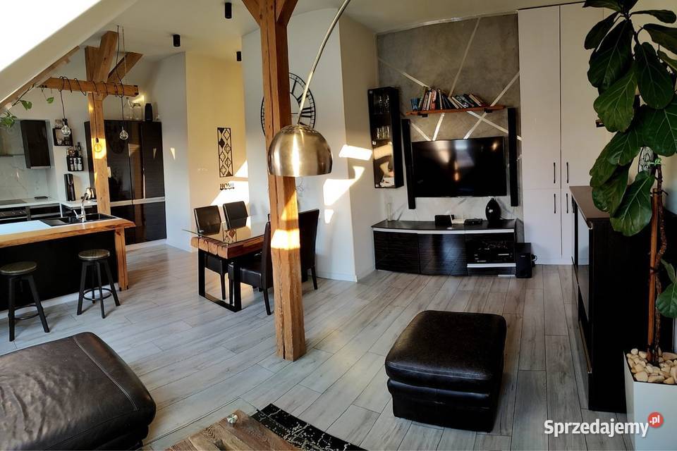 Centrum umeblowane 3 pokoje 77 m2 20 m2 do Giżycko
