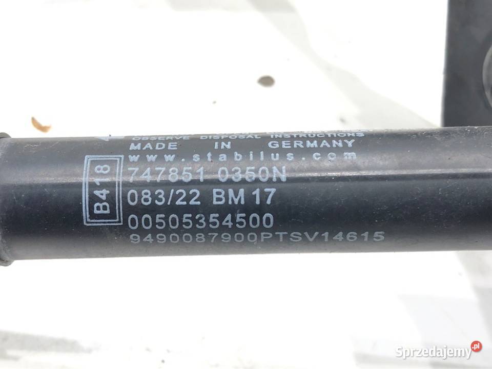 ZAWIAS MASKI PRAWY PRZÓD ALFA STELVIO SUV Nero