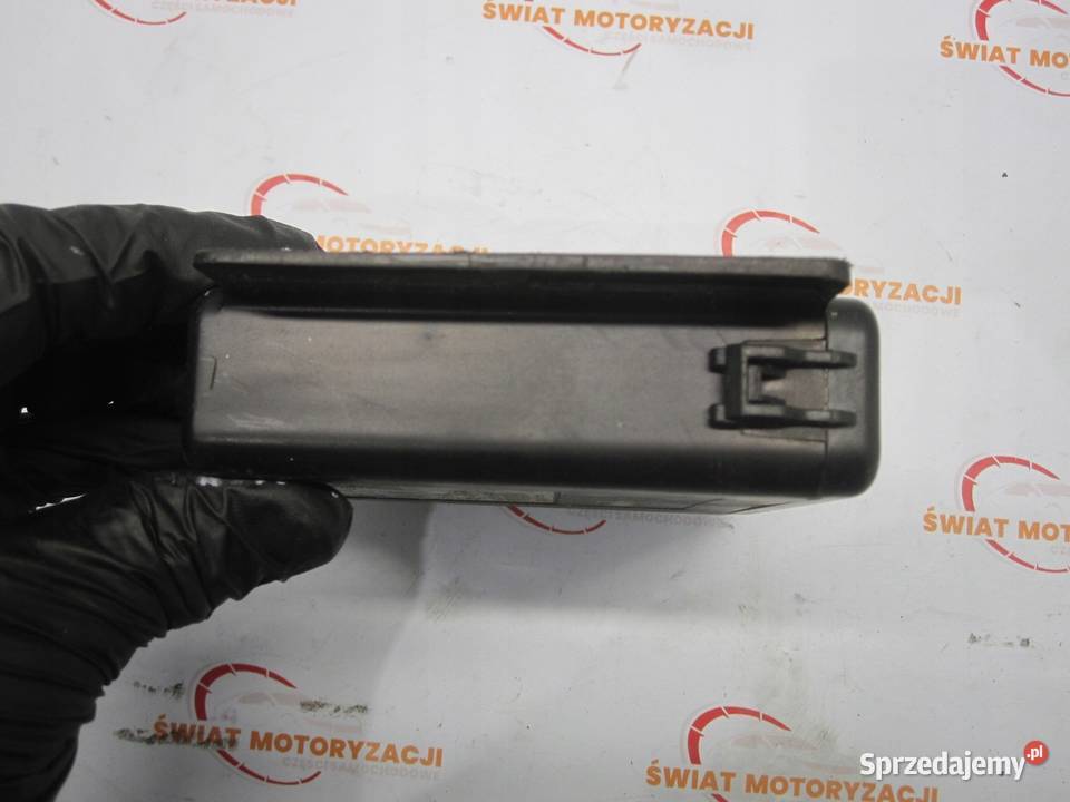 OPEL ASTRA 16 CDTI moduł GPS 3080D1048B Części samochodowe świętokrzyskie Kielce