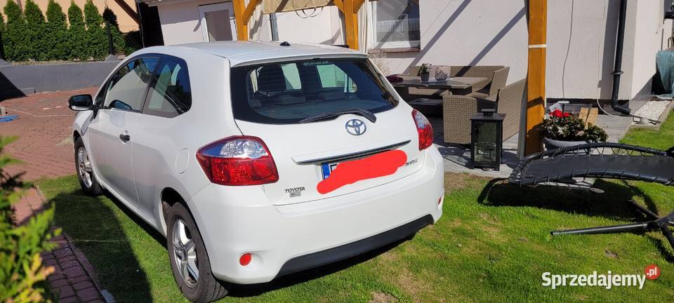 Toyota Auris Łagów