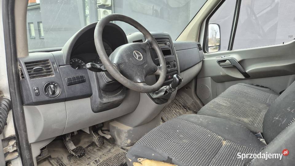 MERCEDES SPRINTER 315 CDI 9 OSOB hak 28t nieuszkodzony Częstochowa