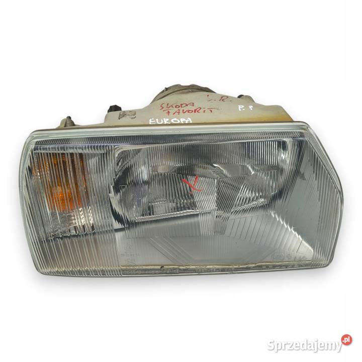 LAMPA PRAWA Skoda Favorit 8895 PRZEDNIA prawy Chełm