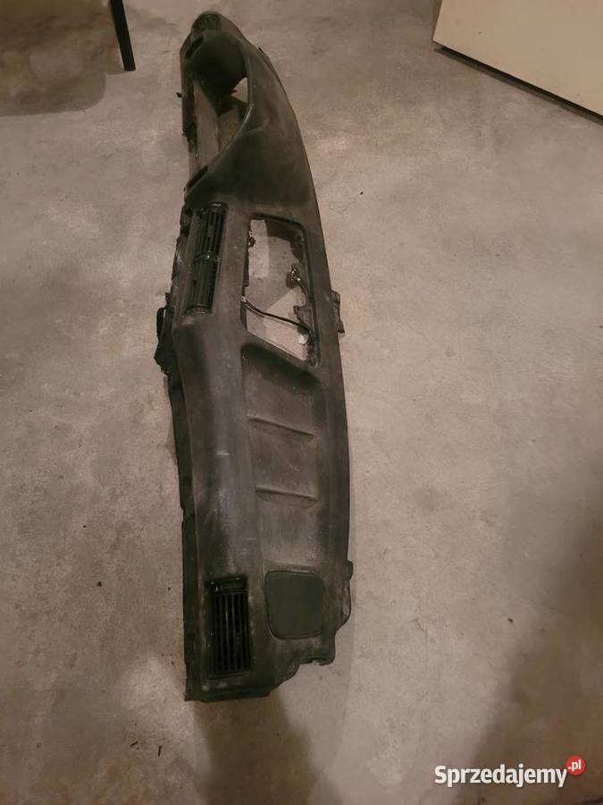Bmw e32 Deska rozdzielcza Deski rozdzielcze, konsole