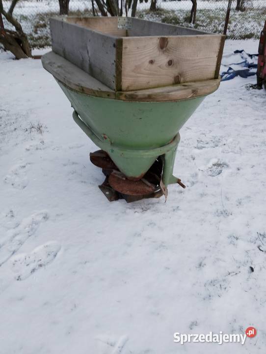 Rozsiewacz nawozów dwutalerzowy Amazon 300l Miedźno sprzedam