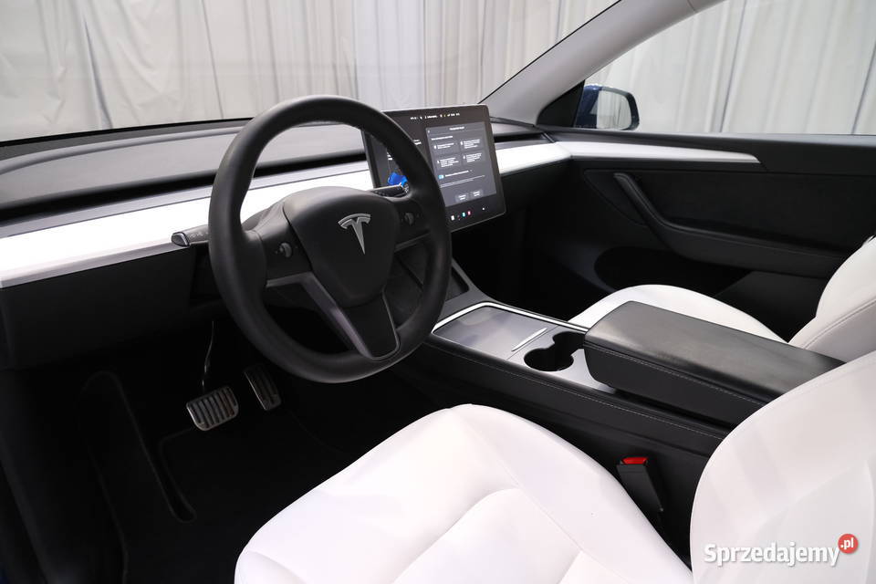 TESLA MODEL Y 2022 EE 514 Warszawa sprzedam
