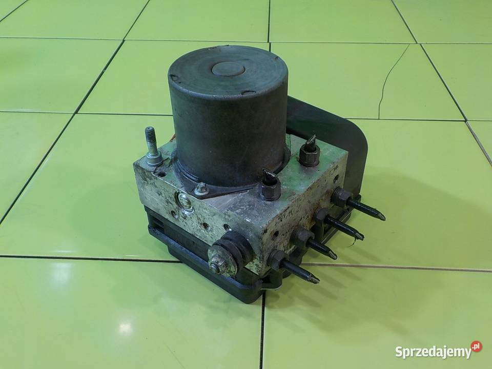 PEUGEOT 3008 I LIFT 16r 16 B 5D pompa ABS Suków