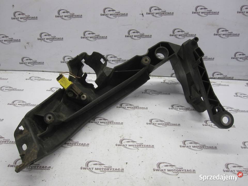 AUDI A4 B8 IV 08r ślizg lampy prawy przód