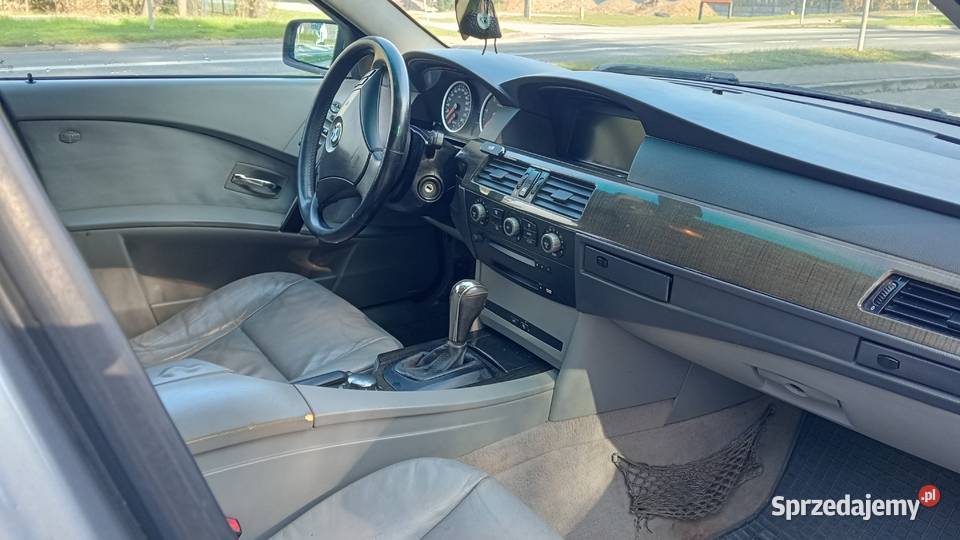 BMW e61 525d automat hak nieuszkodzony sprzedam