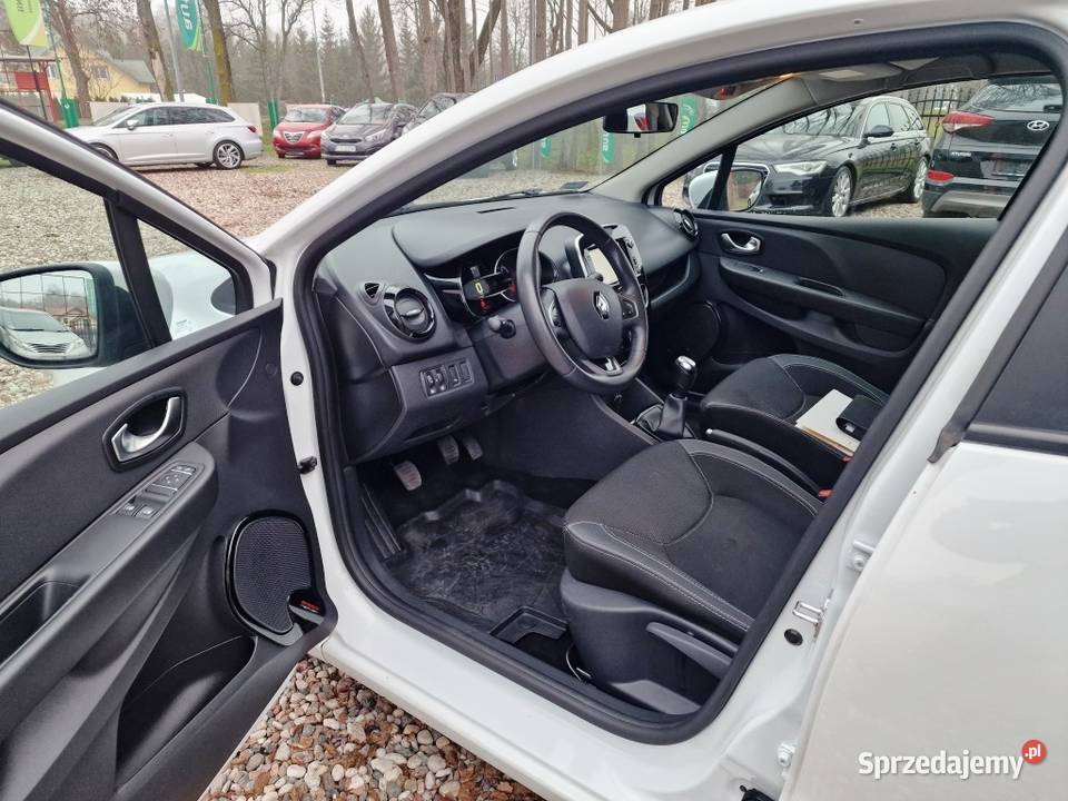 Renault Clio 12 Benzyna Salonowy Serwisowany Rok produkcji 2016 Clio Białystok