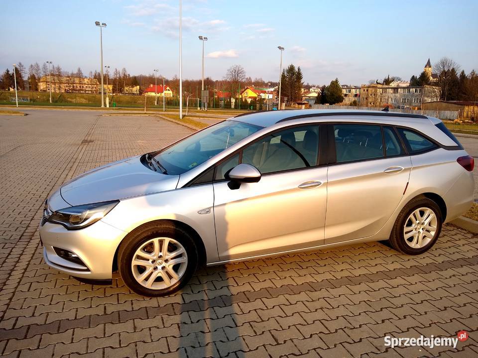 Opel astra k 2017