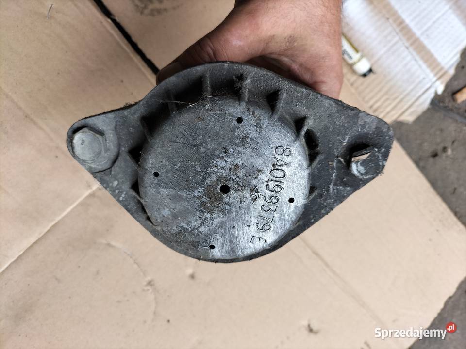 PODUSZKA SILNIKA AUDI 80B4 8A0199379E