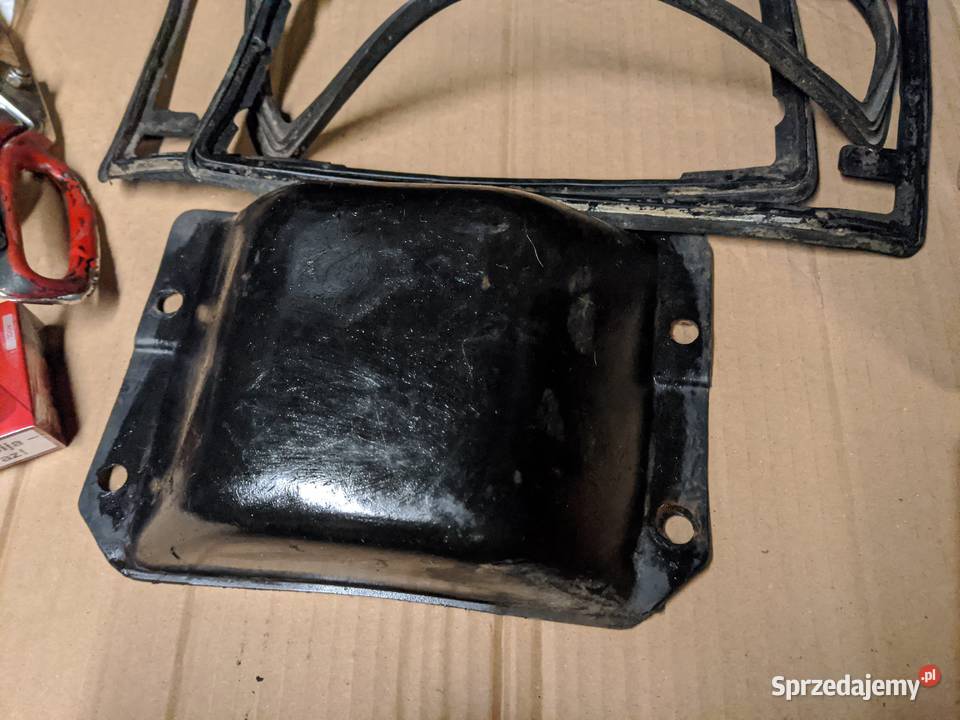 Fiat 125p lampa tyl prawa klosze osobowe Stalowa Wola