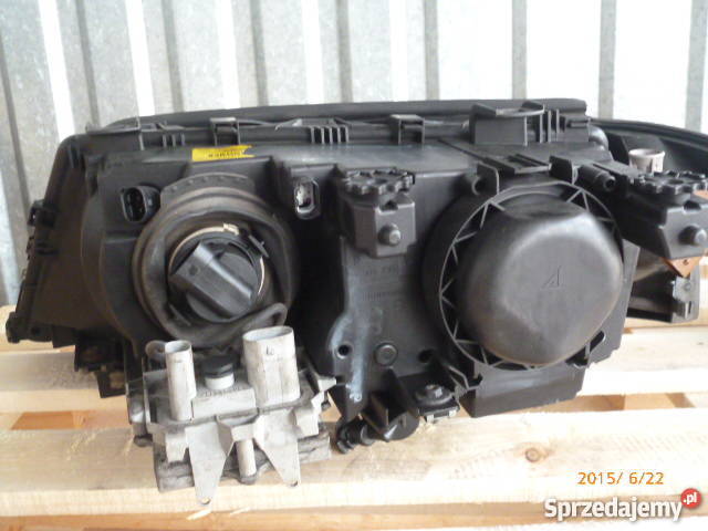 BMW e46 Lampa Bi Xenon 2 przód mazowieckie Janki sprzedam