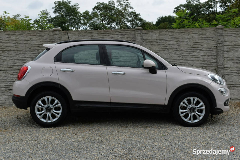 Fiat 500x 14T 140 Klima dwustrefowa Półskóra gniazdo SD Motoryzacja