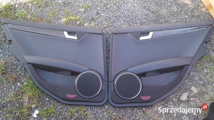 Boczki tapicerka skóra czarna W204 kombi Biłgoraj