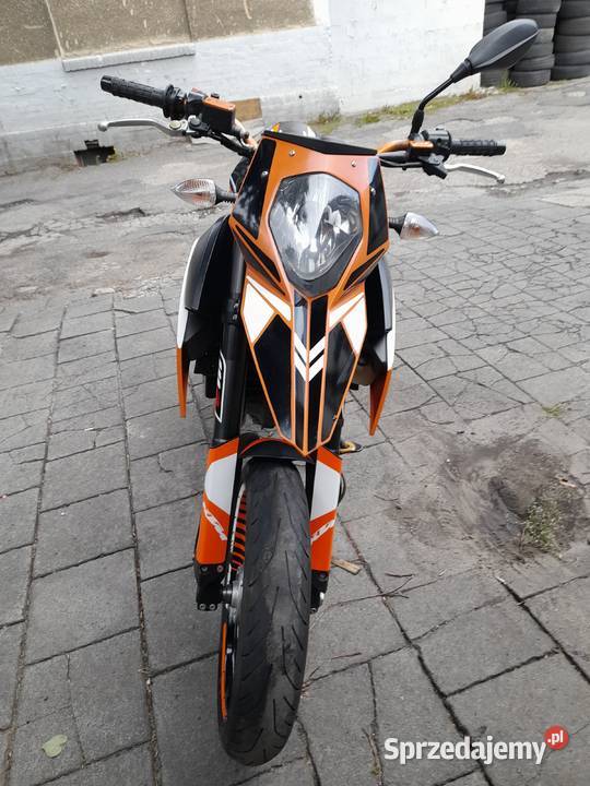 MOTOCYKL KTM 690 SUPER MOTO MOTOCYKLISTY Świdnica
