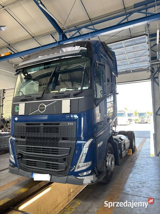 VOLVO FH460 2025 Globetrotter XL SALON POLSKA Warszawa