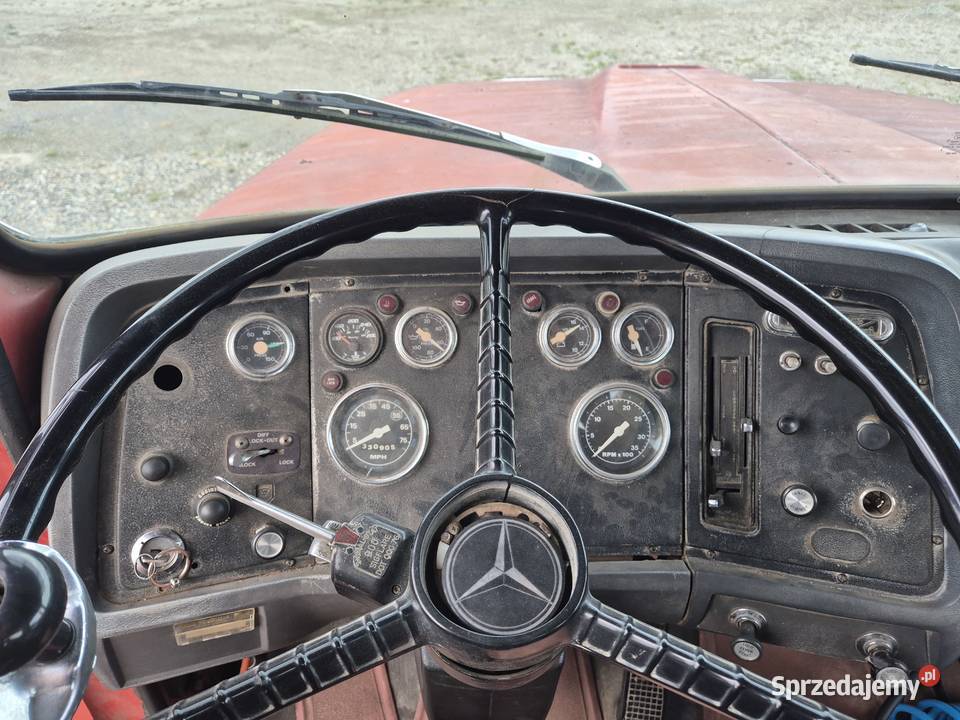 Przesadzarka dużych drzew Ford F8000