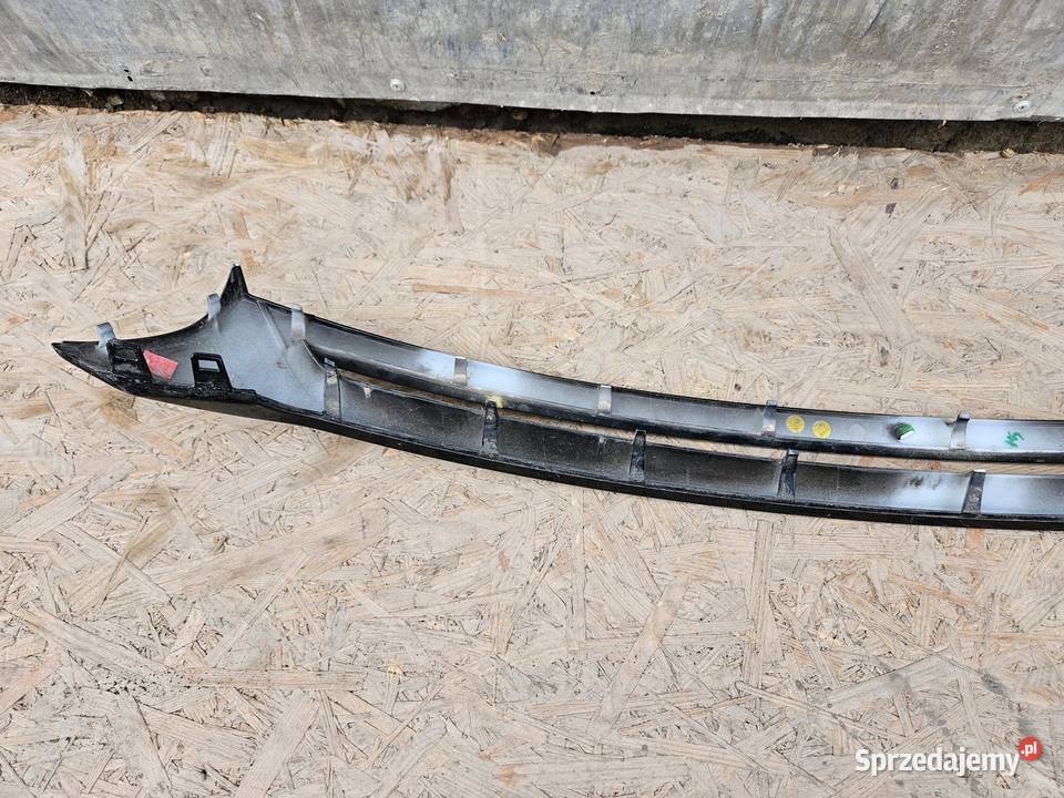 VW SCIROCCO RLINE GRILL ATRAPA ZDERZAKA PRZÓD Międzychód