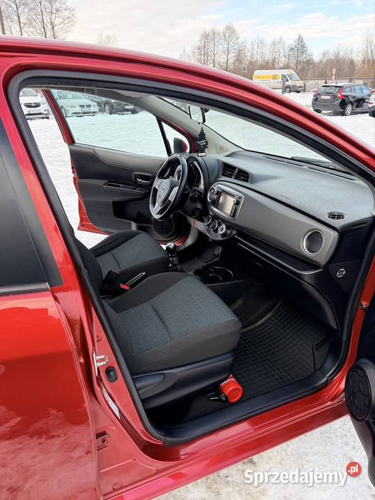 Toyota Yaris 133 Benzyna 2012r lubelskie Tomaszów Lubelski