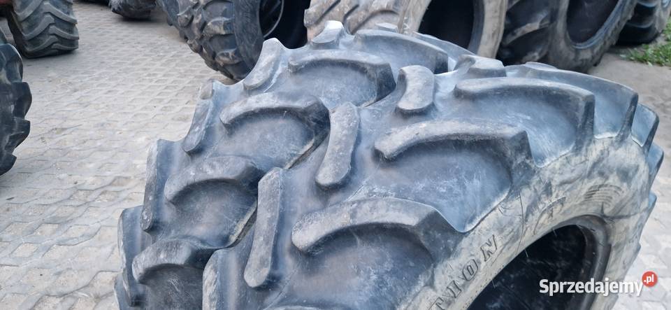32085r24 124r24 12424 Firestone 70 bieżnik